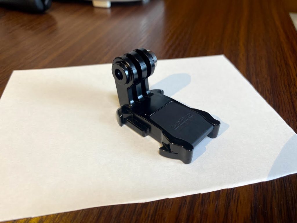 GoProの土台を付ける