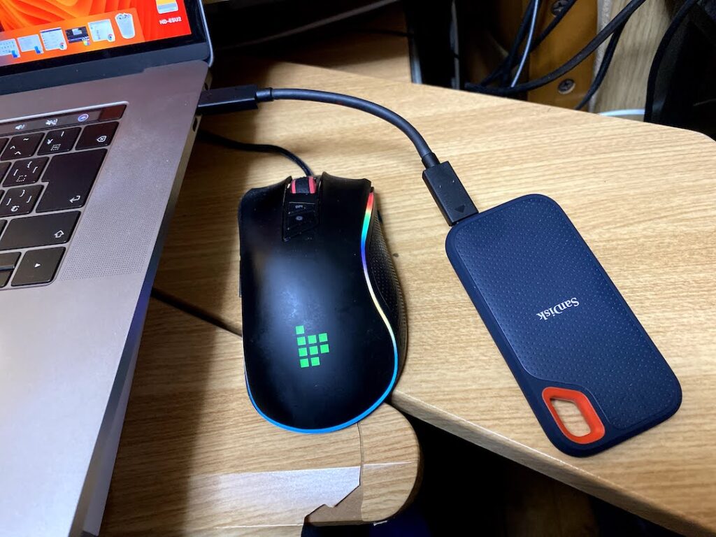 動画編集用にsandiskのポータブルssd購入 外付けssdってどうなの インドアろんろんのお役立ちブログ