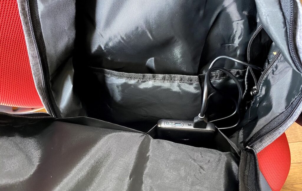 AISFA PCリュック モバイルバッテリー収納