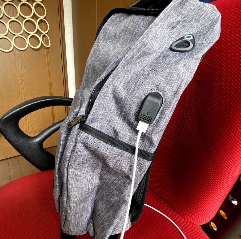 AISFA USB充電ポートは充電できるのか