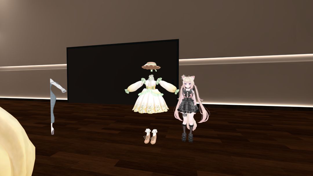 VRChatワールド紹介 Avatar Museum 衣装展 5